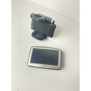 TomTom XL widescreen N14644 GPS with Brackerton Mount Bundle